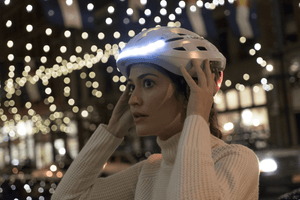 Front LED warning light - LUMOS Smart Cycling Helmet - White